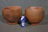 Zwei Pflanztöpfe Terrakotta