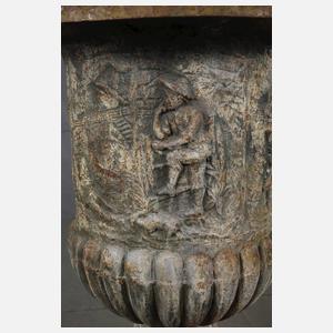 Monumentale Gartenamphore
