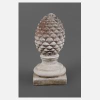 Gartenplastik Pinienzapfen111