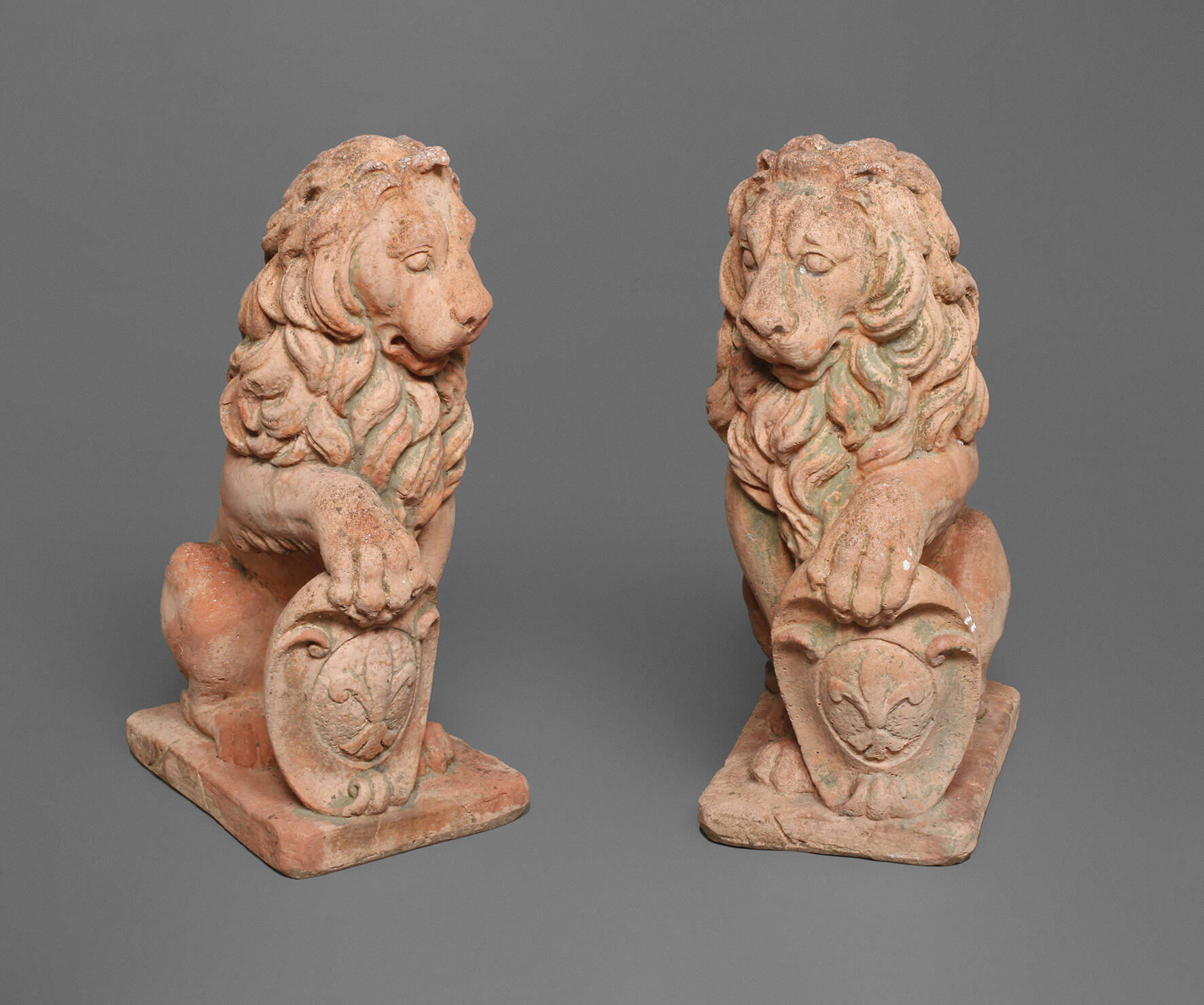 Paar Gartenplastiken Löwe