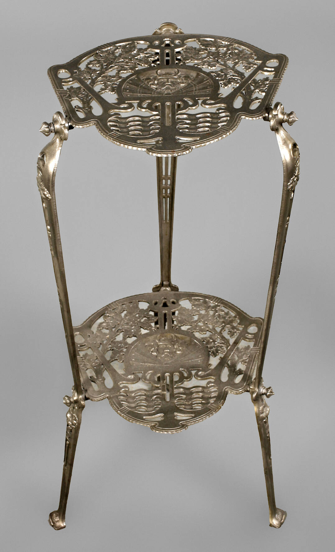 Blumentisch Eisenguss