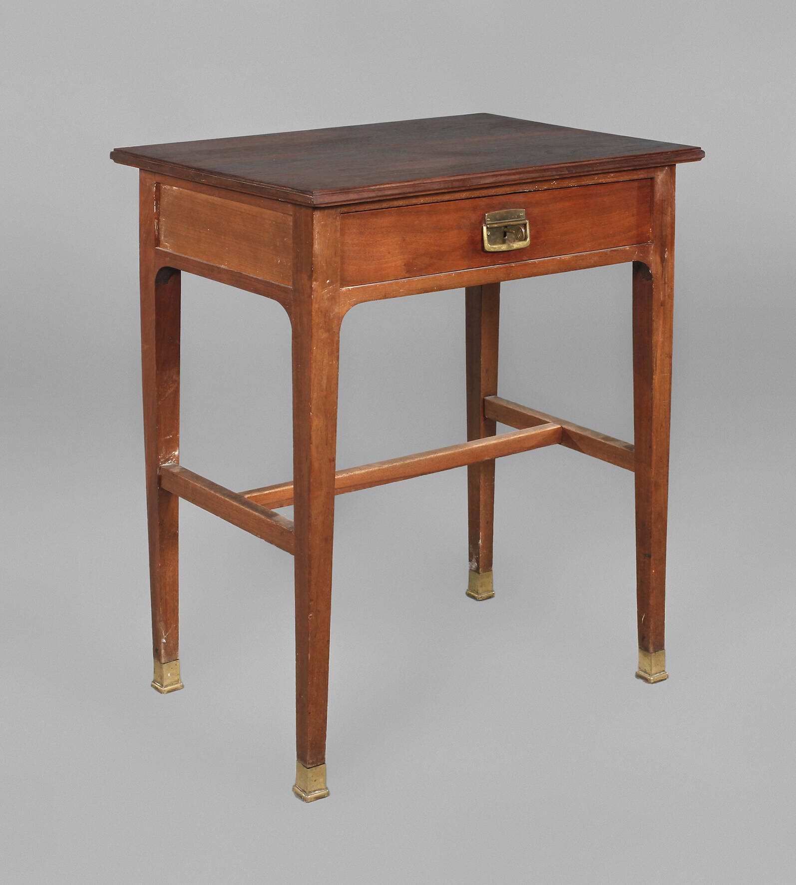 Kleiner Beistelltisch