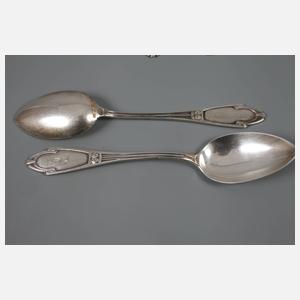 Zwölf Kaffeelöffel