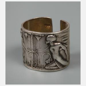 Ring mit ägyptischen Motiven