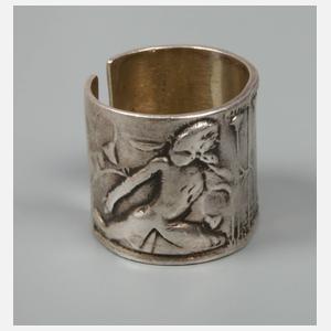 Ring mit ägyptischen Motiven