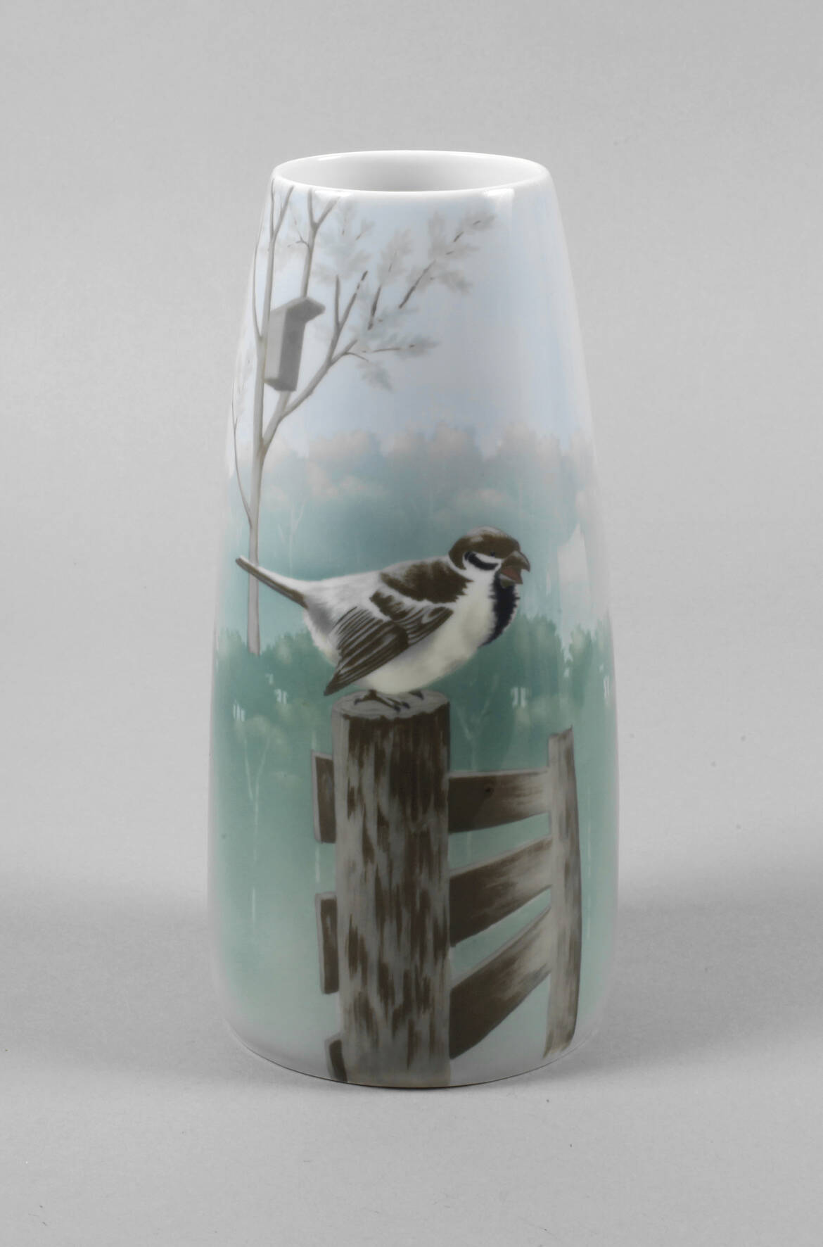 Johann Seltmann Vohenstrauß Vase mit Vogelmotiv