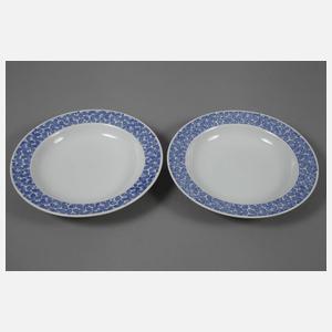 Meissen zwei Suppenteller "Blaue Rispe"