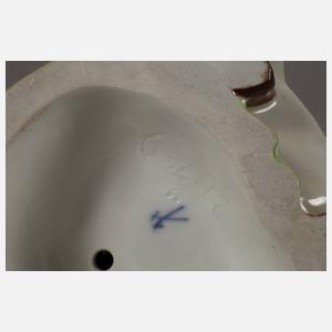 Meissen "Kind mit Bilderbuch, groß"