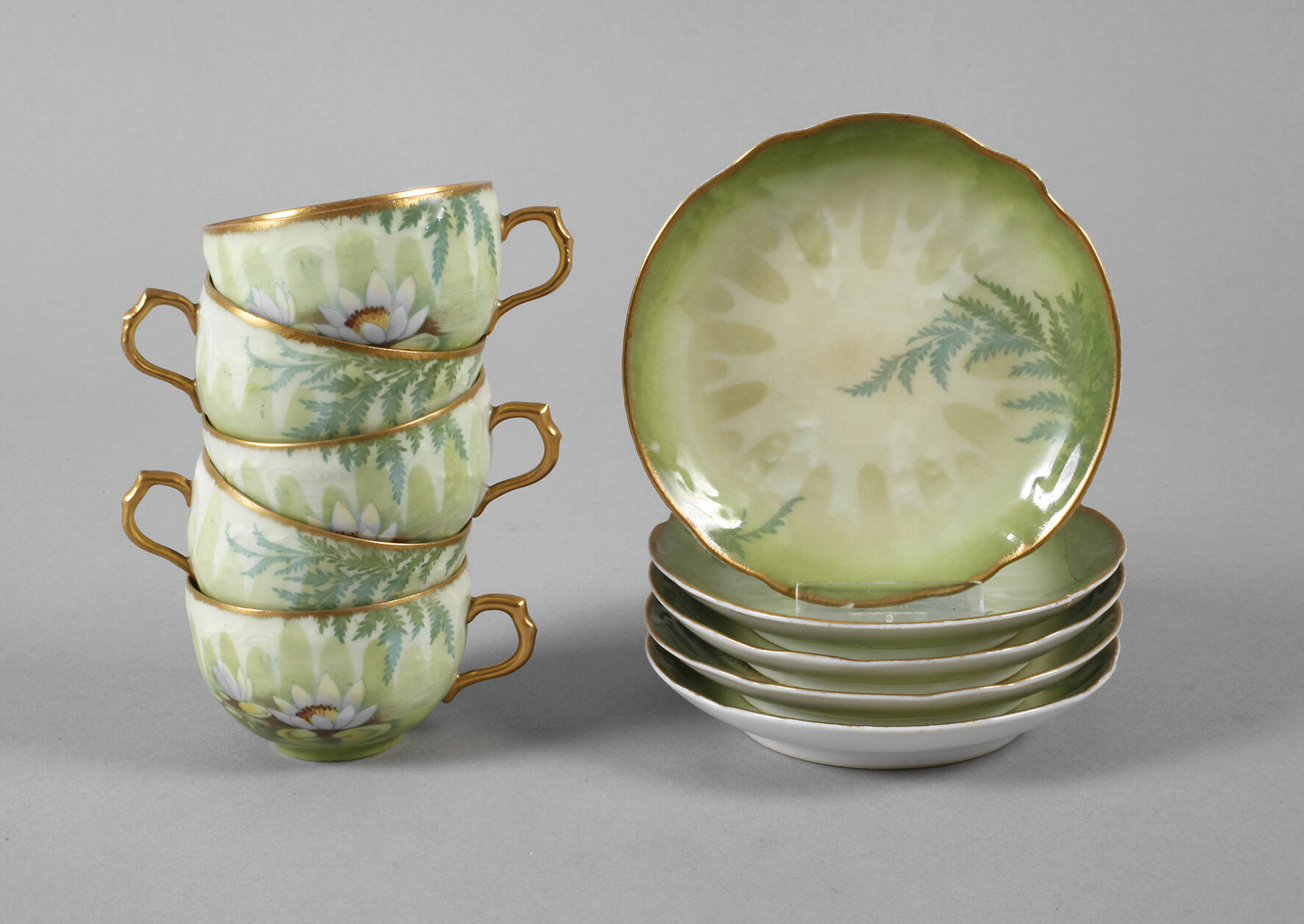 Rosenthal fünf Mokkatassen mit Seerosenmotiv