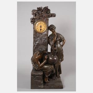 Große figürliche Salonuhr