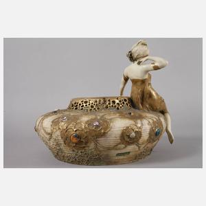 Amphora-Werke figürliche Vase mit Cabochons