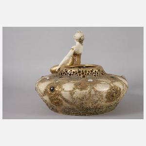 Amphora-Werke figürliche Vase mit Cabochons