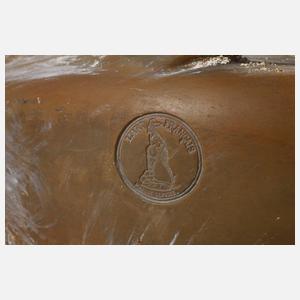 Frankreich figürliche Henkelvase