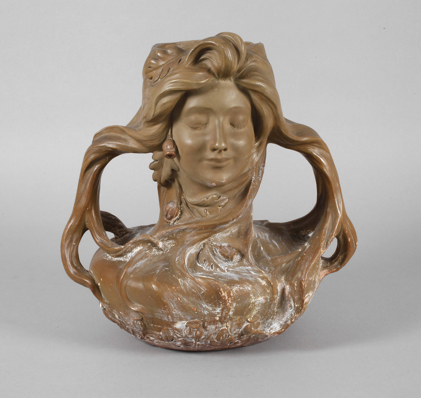 Frankreich figürliche Henkelvase