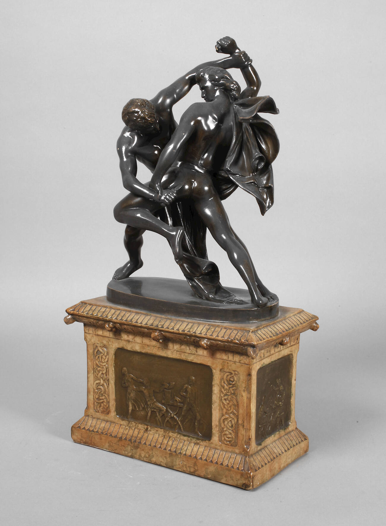 Goldscheider Wien "Die Messerkämpfer"