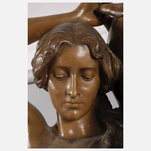 Goldscheider Wien Salonfigur "Wasserträgerin"