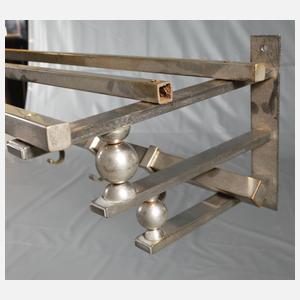 Große Wandgarderobe