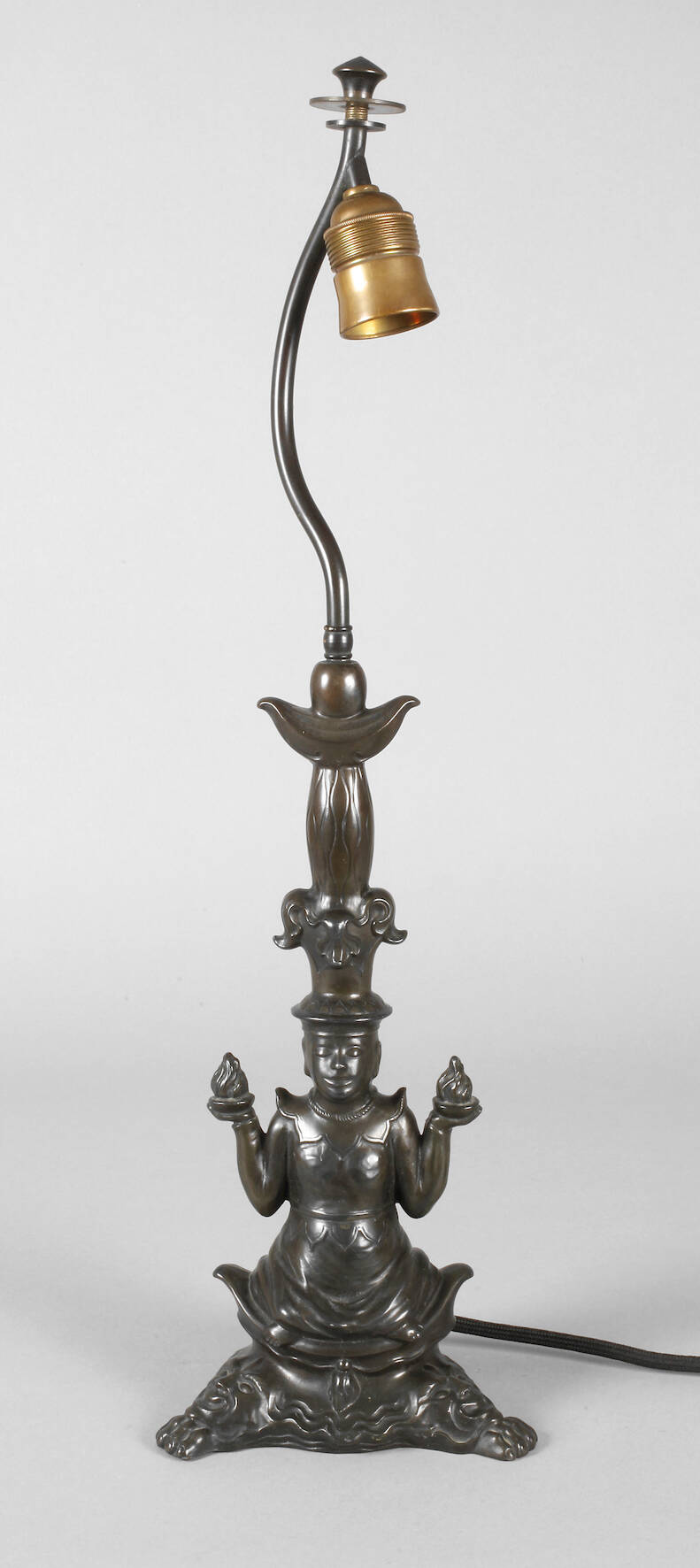 Figürlicher Lampenfuß