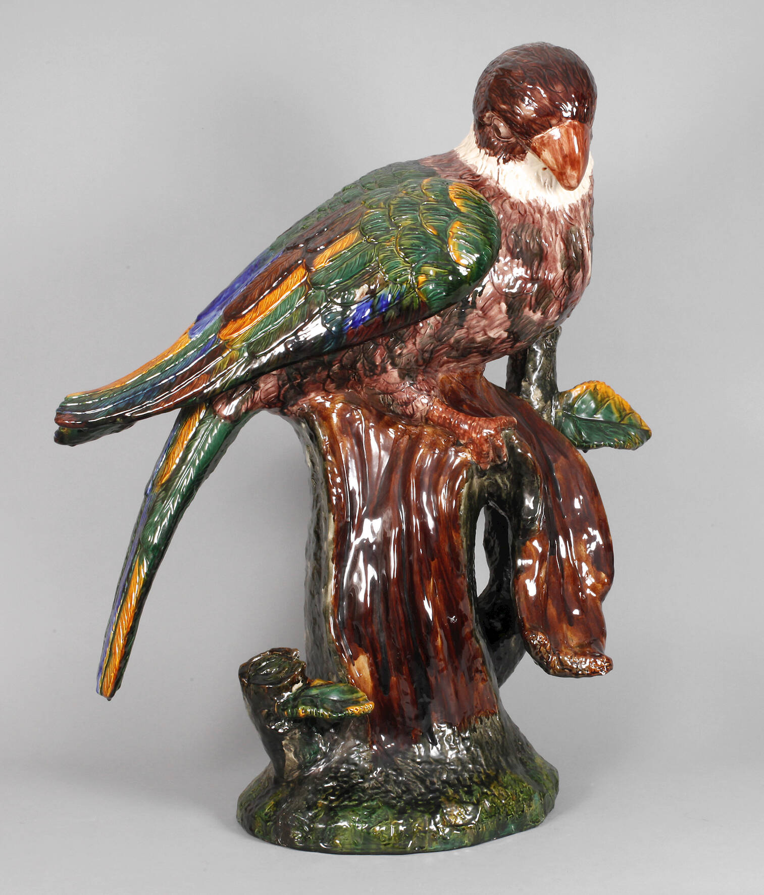 Übergroßer Keramik-Papagei