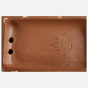 Goldscheider Wien Paar Damenakte als Buchstützen