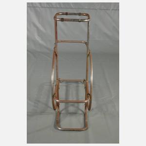 Emile Guyot, Blumengestell