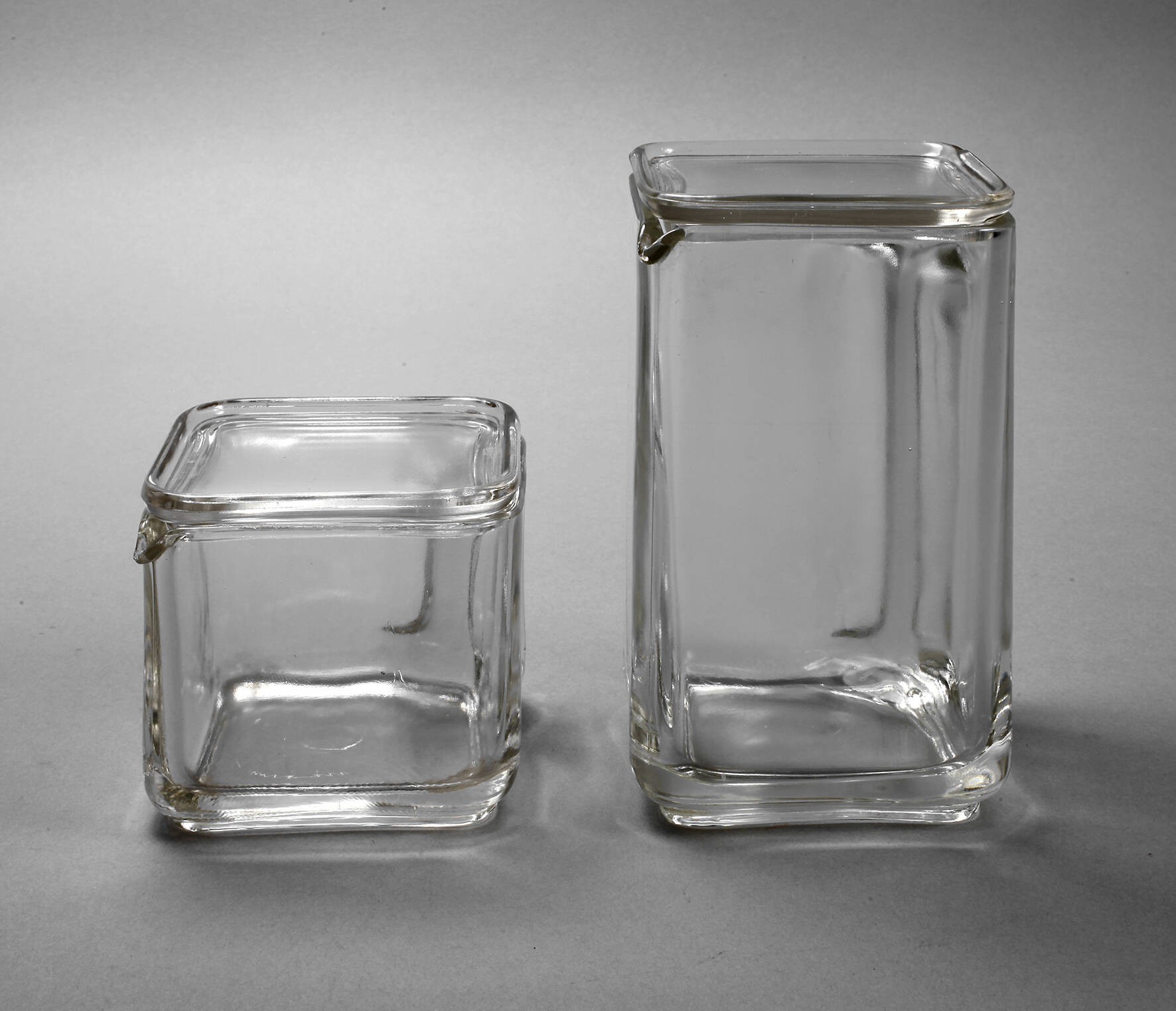 Wilhelm Wagenfeld, zwei Teile Kubusgeschirr