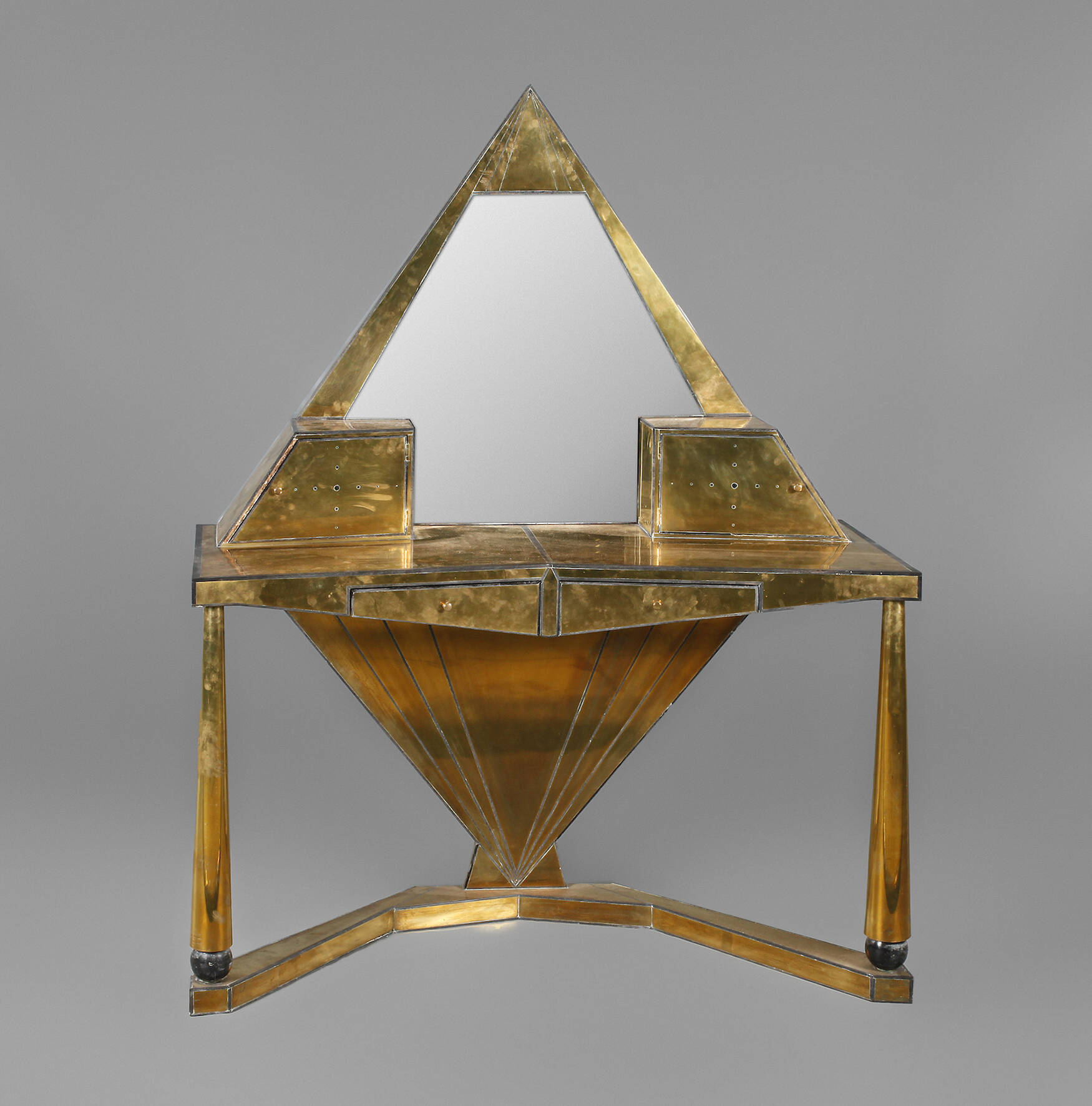 Außergewöhnlicher Schminktisch