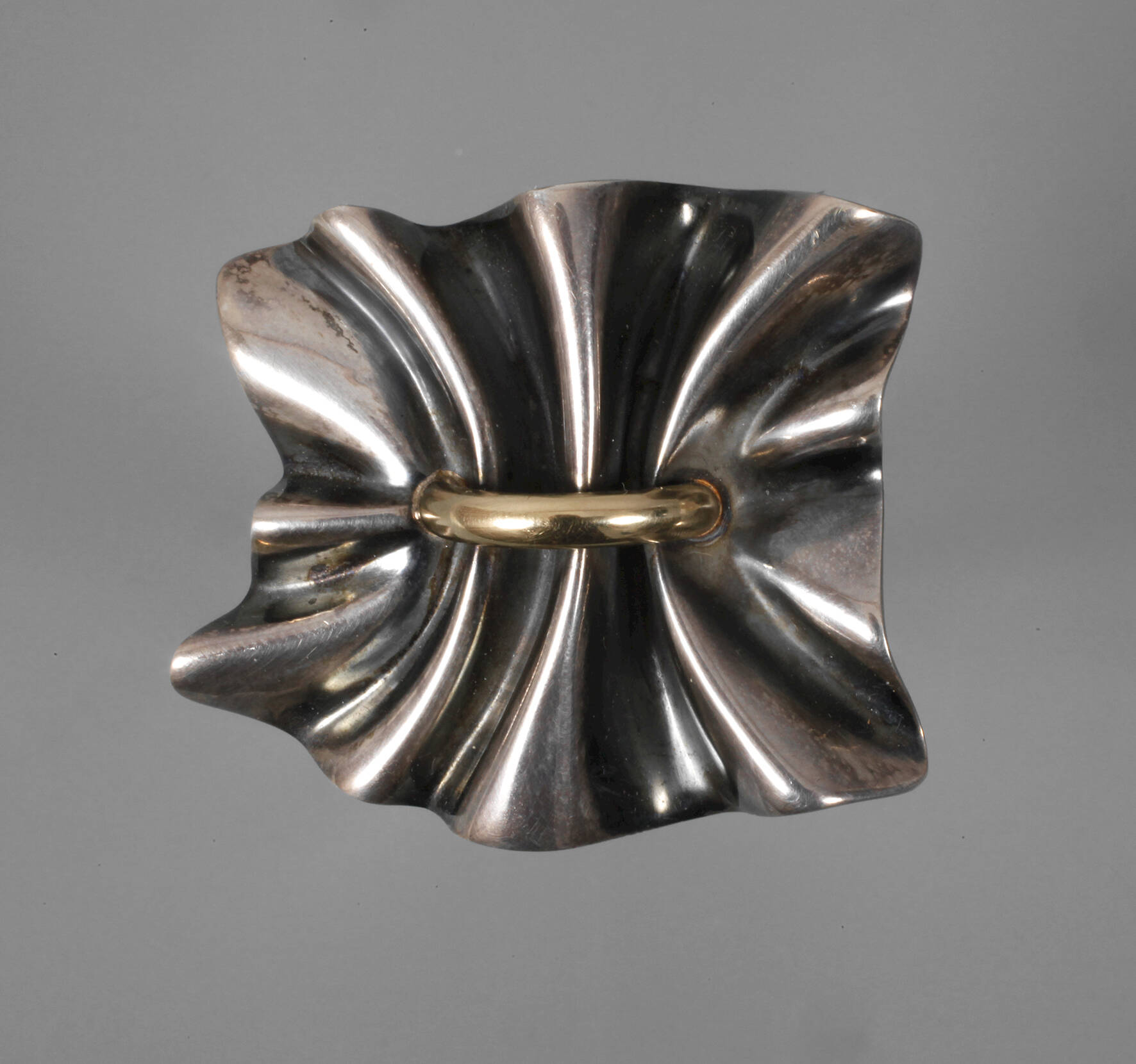 Georg Jensen, Brosche