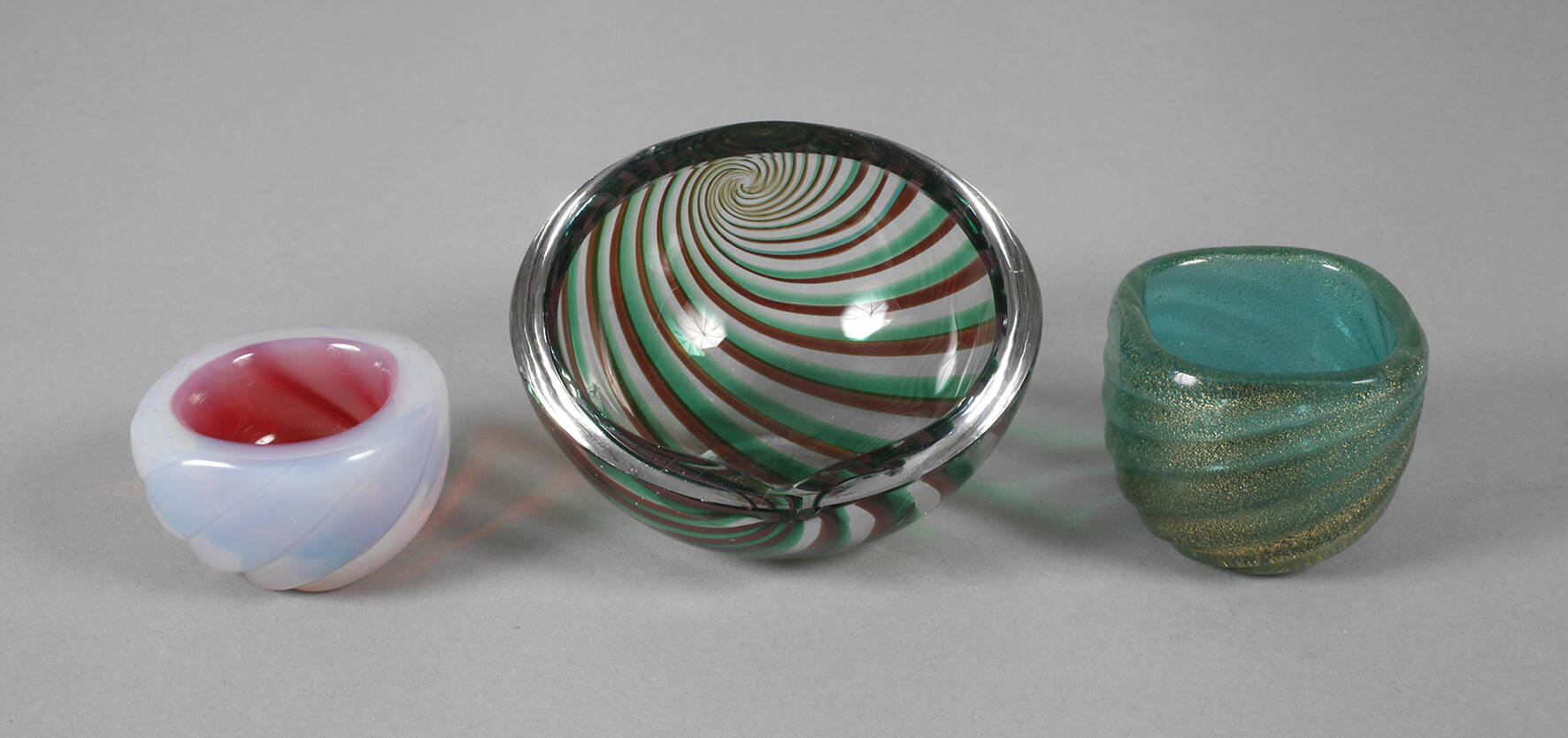 Drei Glasobjekte Murano
