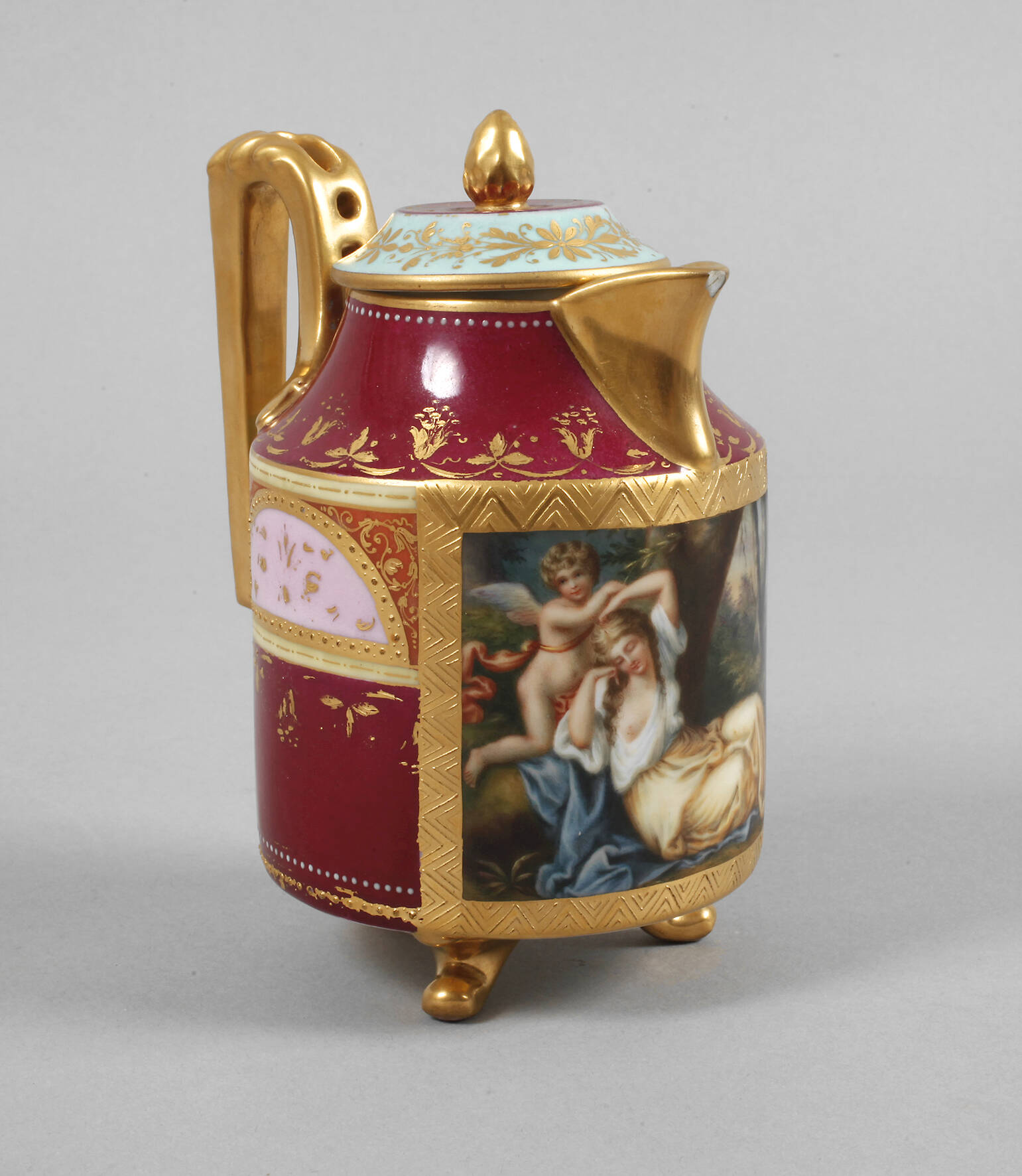 Kännchen im Alt-Wiener Stil