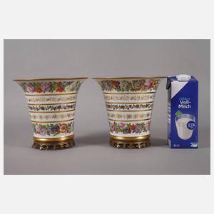 Frankreich Paar Kratervasen