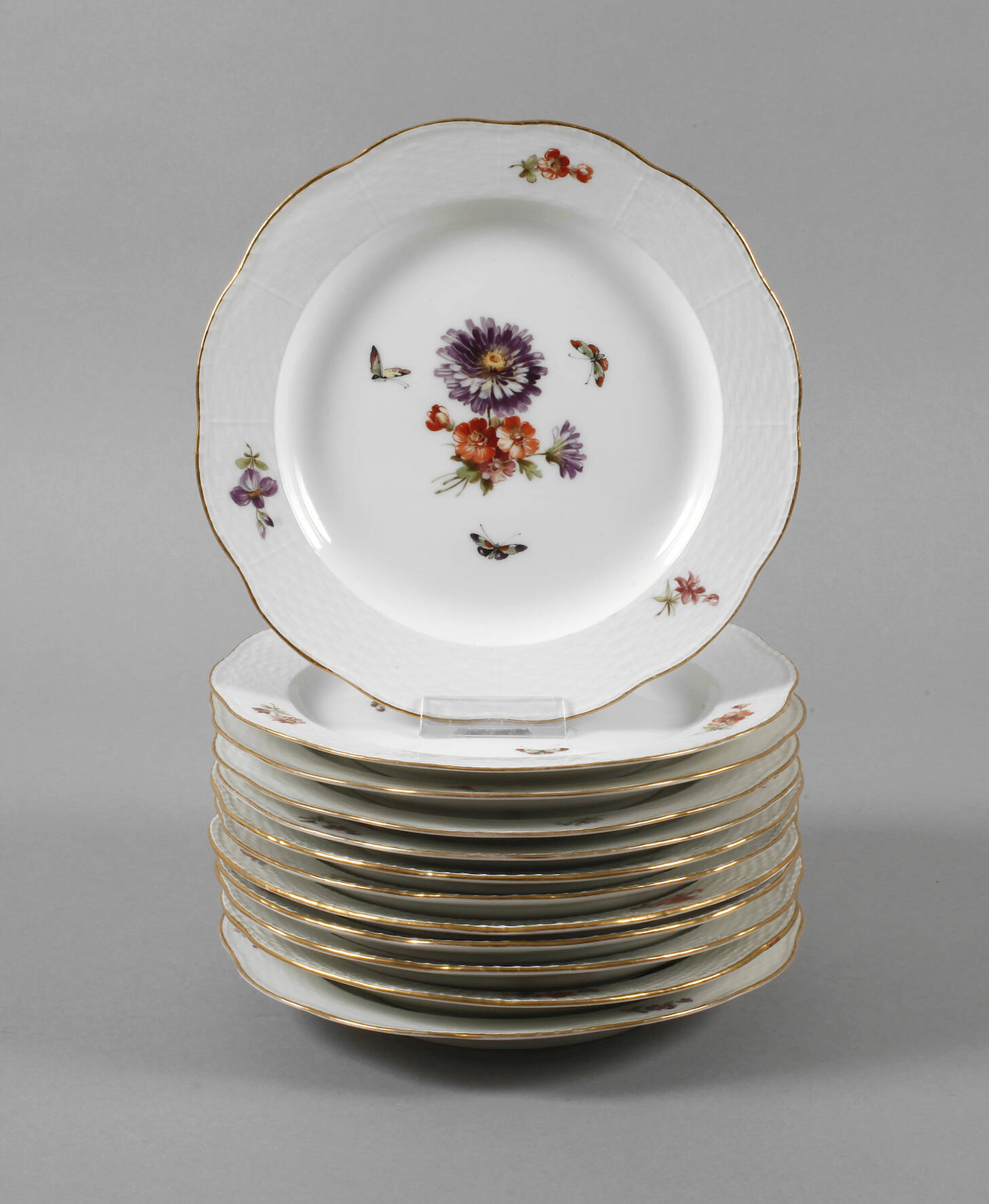 KPM Berlin Konvolut Speiseteller "Blumen und Insekten"