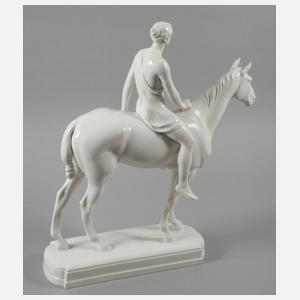 KPM Berlin Amazone zu Pferd