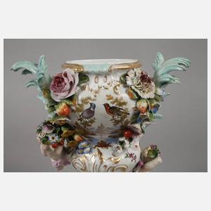 Meissener Modell Potpourri-Vase mit Amoretten
