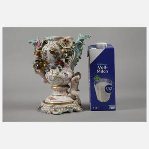 Meissener Modell Potpourri-Vase mit Amoretten