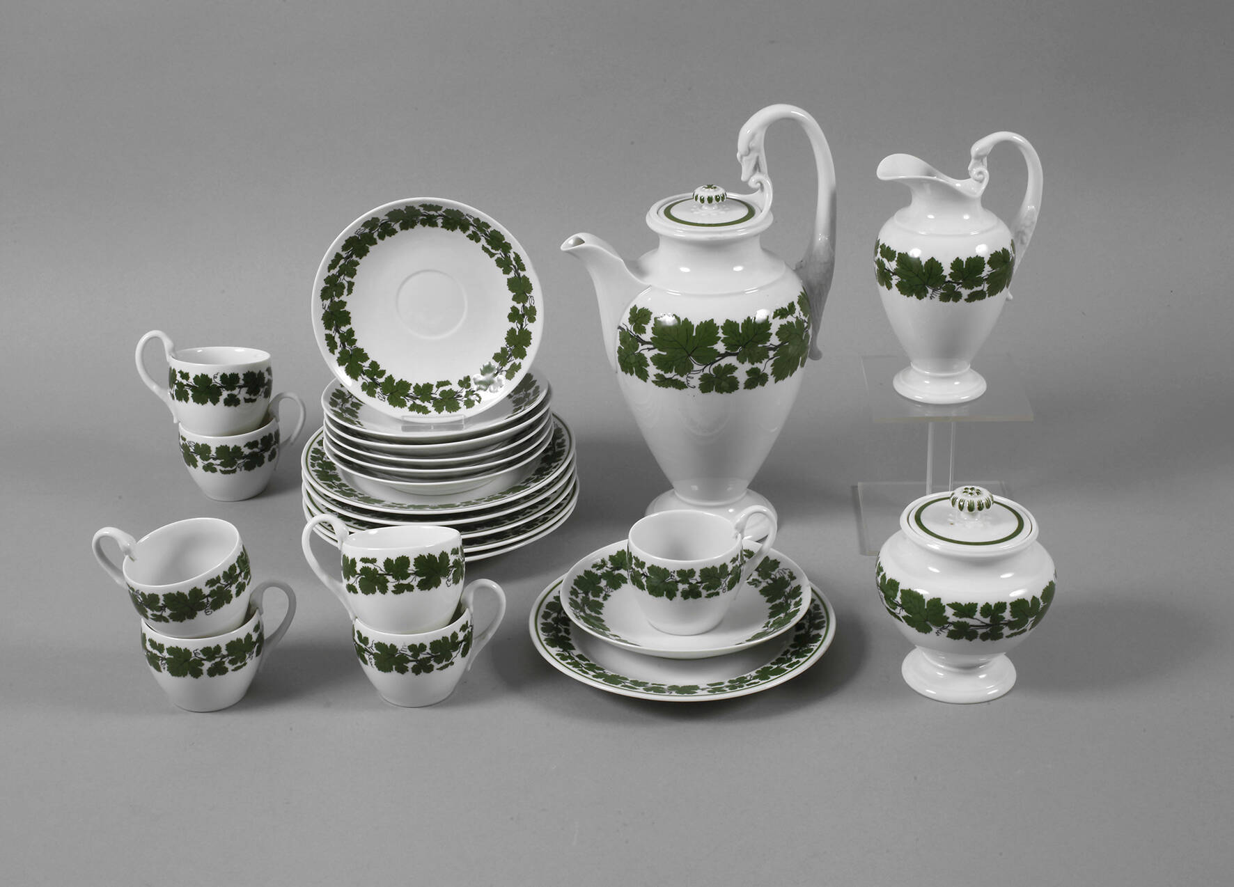 Meissen Kaffeeservice mit Weinlaubdekor