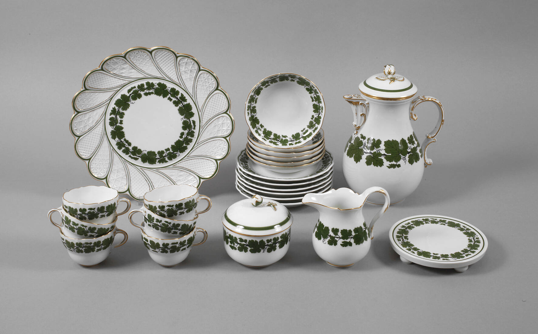 Meissen Kaffeeservice mit Weinlaubdekor
