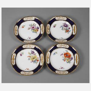 Meissen vier Prunkteller Blumen- und Goldmalerei