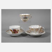 Meissen drei Sammeltassen mit Blumenmalerei111