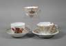 Meissen drei Sammeltassen mit Blumenmalerei