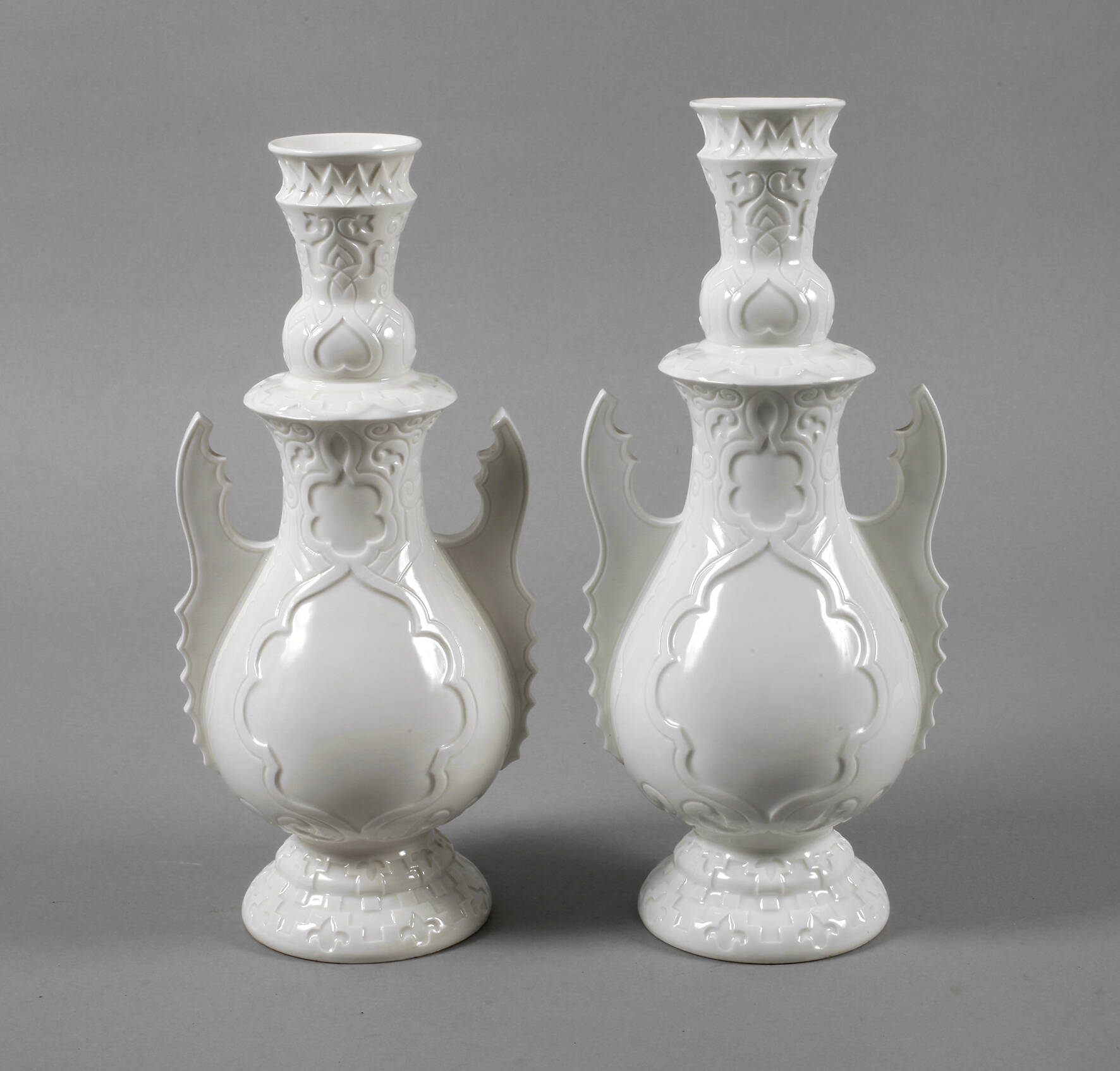 Nymphenburg ungewöhnliches Vasenpaar