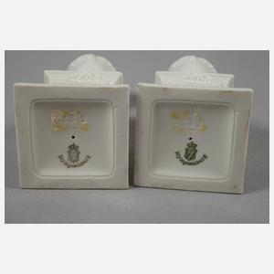 Nymphenburg Paar "Tischväschen mit Postament"