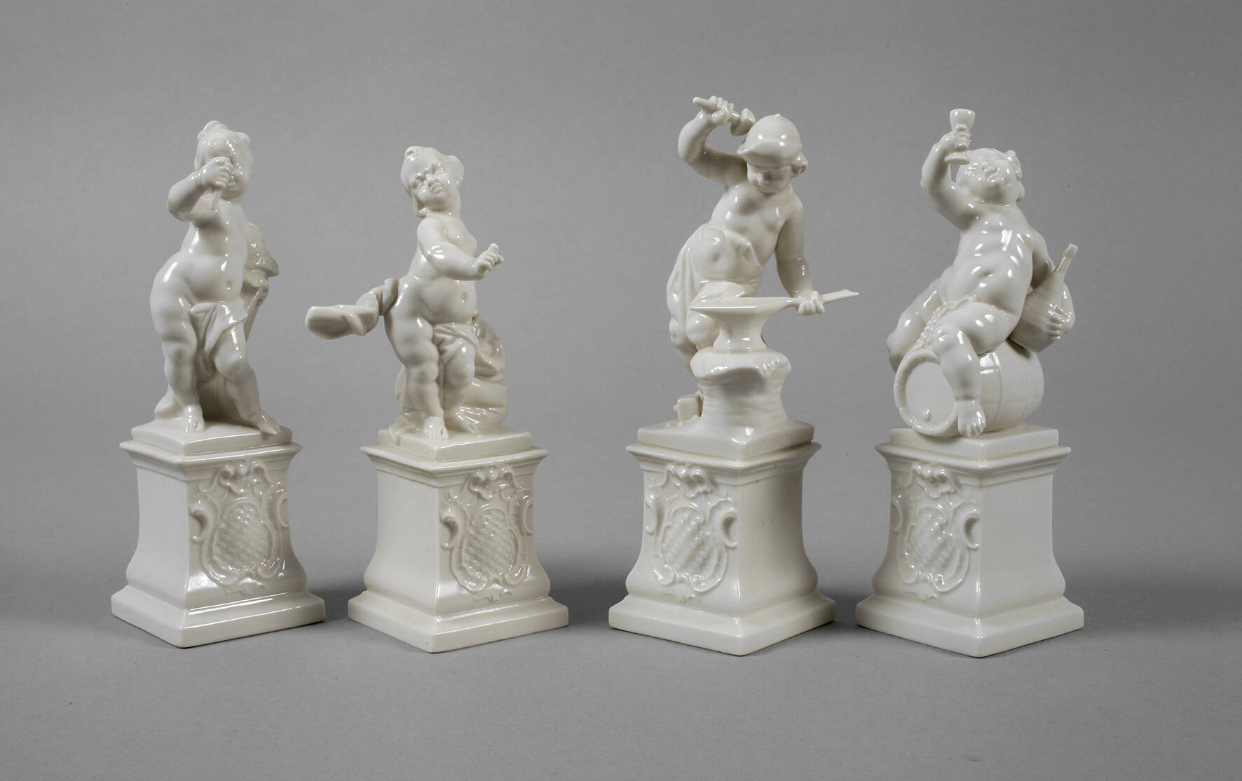 Nymphenburg vier Putten