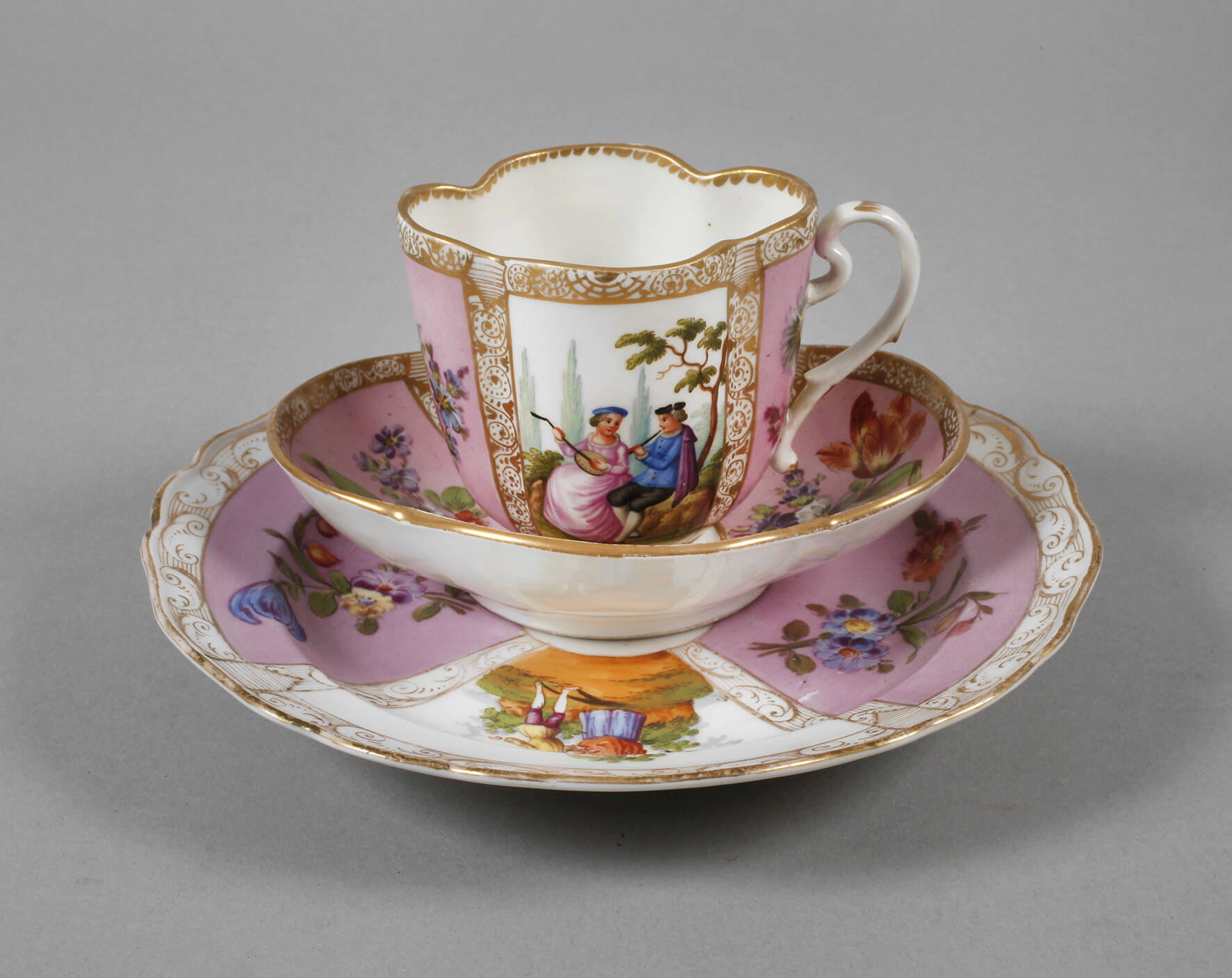 Volkstedt/Meissen Gedeck mit Figurenmalerei