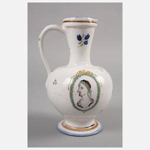 Klassizistische Fayencekanne