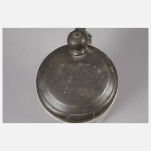 Drei Fayencewalzenkrüge