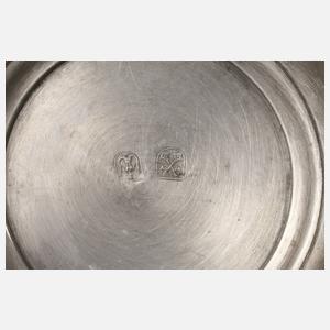 Drei Fayencewalzenkrüge