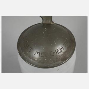 Zwei Westerwälder Bierkrüge