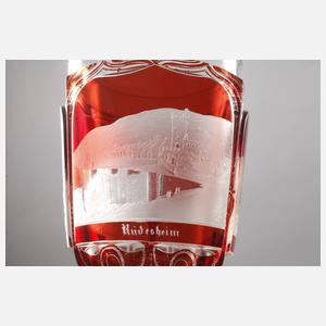 Großer Pokal mit Ansichten