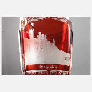 Großer Pokal mit Ansichten